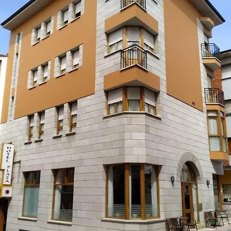 Hotel Plaza Onís