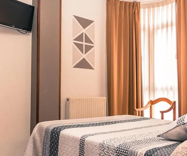 Plaza Ξενοδοχείο *