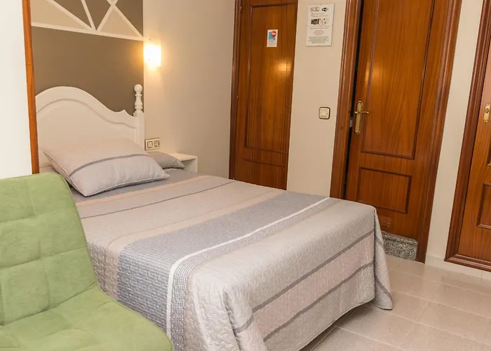 Plaza Ξενοδοχείο *